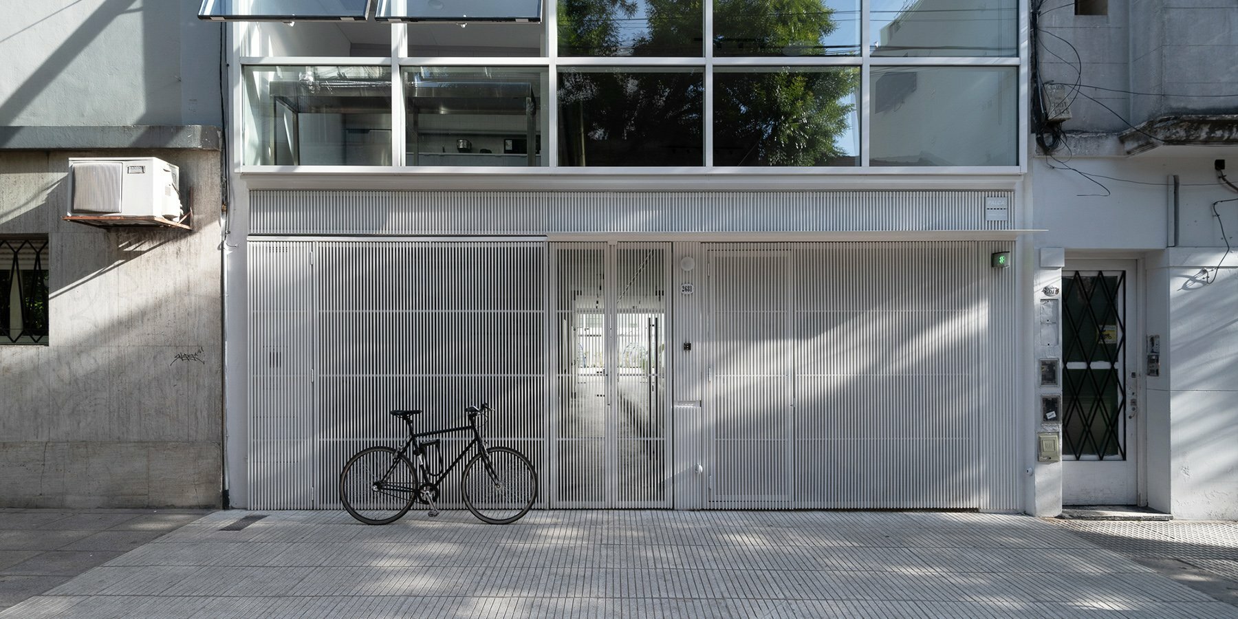 palca-estudio-moreno-2681-buenos-aires-designboom-1800-2