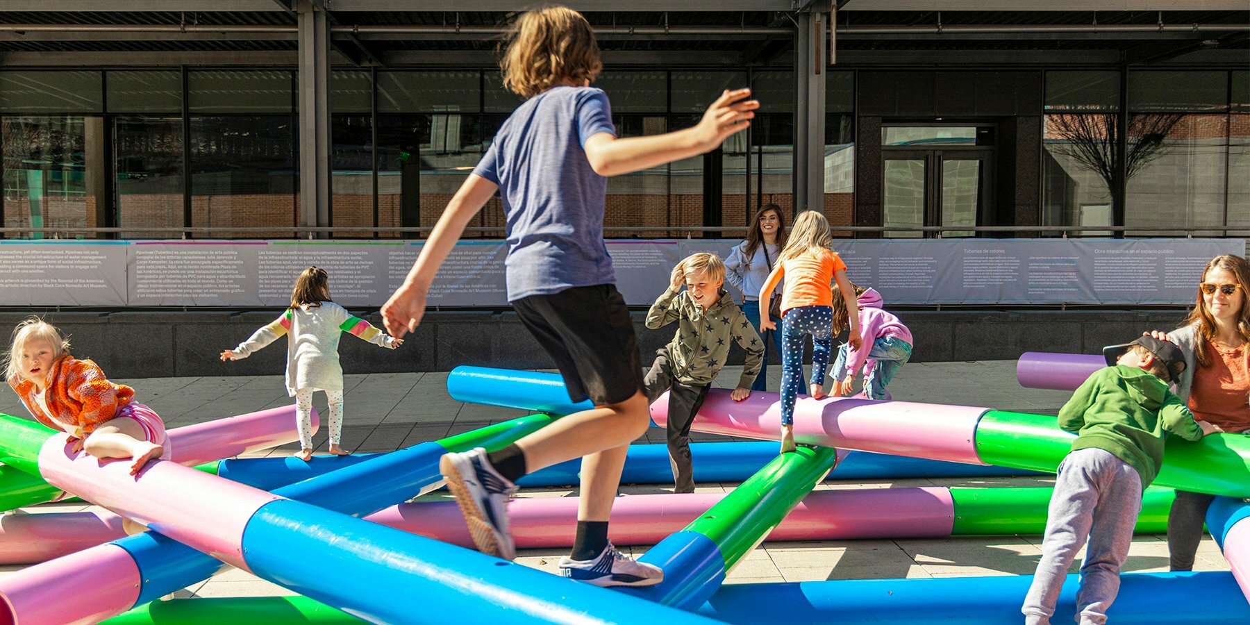 pipelines-julia-jamrozik-coryn-kempster-social-infrastructure-denver-designboom-1800-2