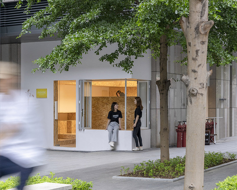 inside guangzhou coffee shop