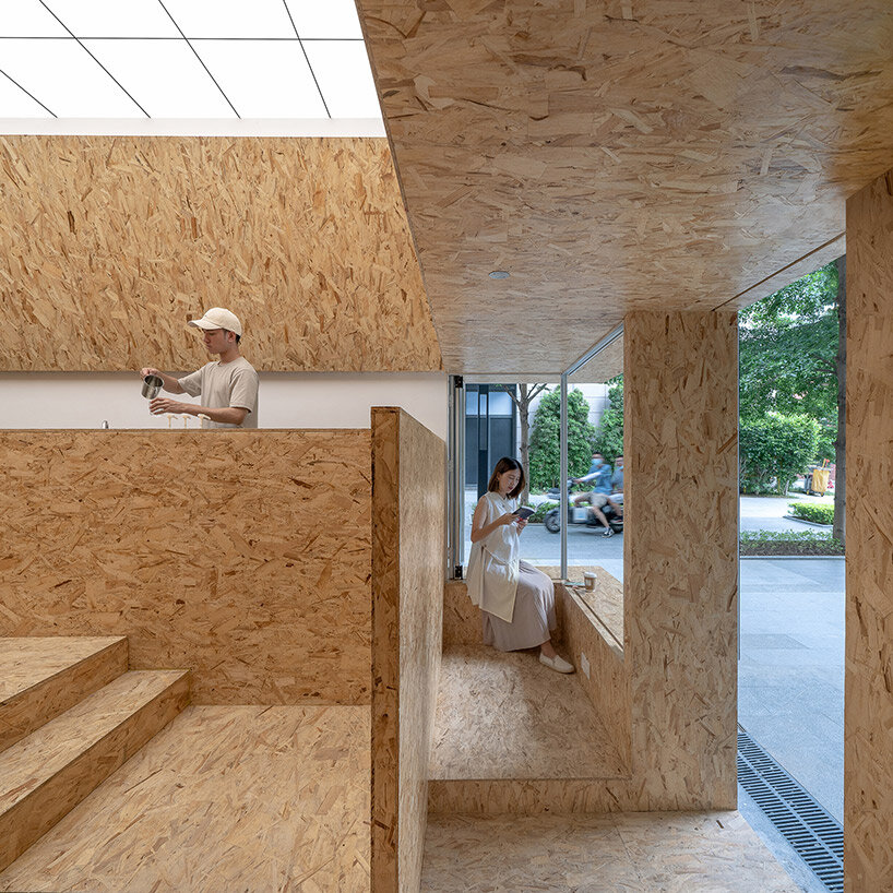 inside guangzhou coffee shop