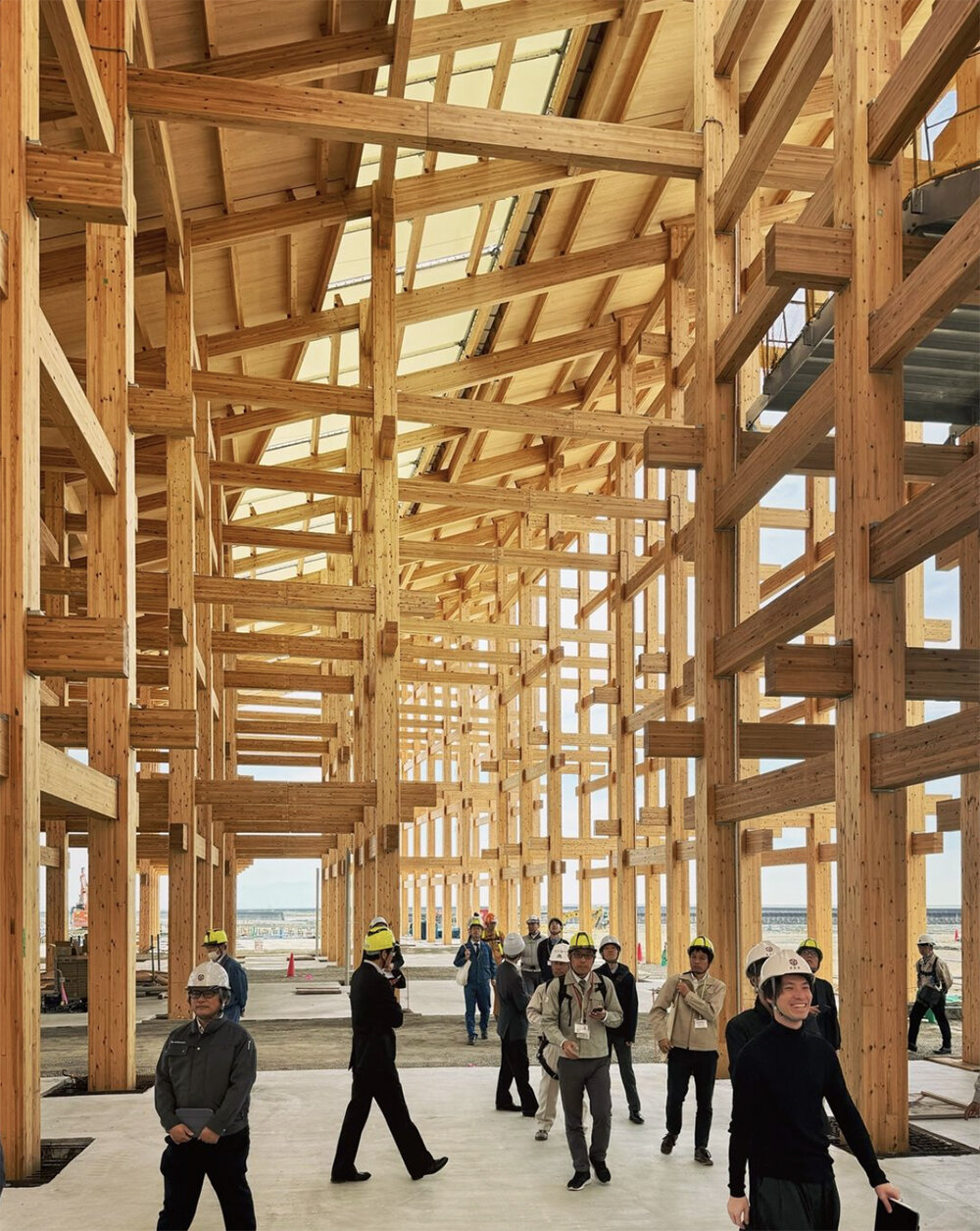 sou fujimoto shares construction progress of timber ring roof for expo 2025 osaka