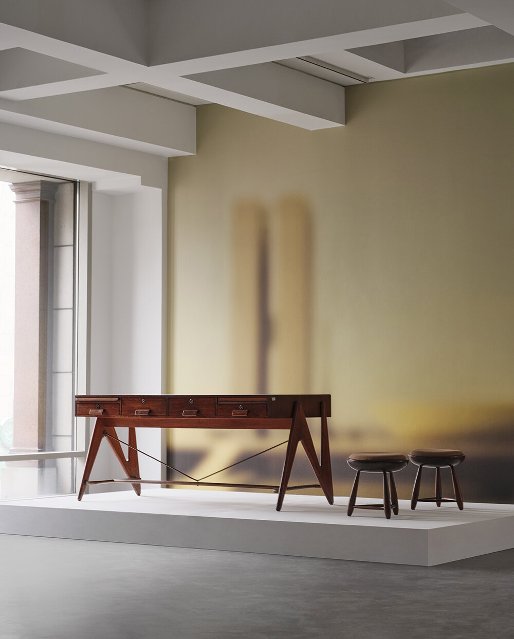 'turning tides' traces 75 years of brazilian design at carpenters workshop gallery