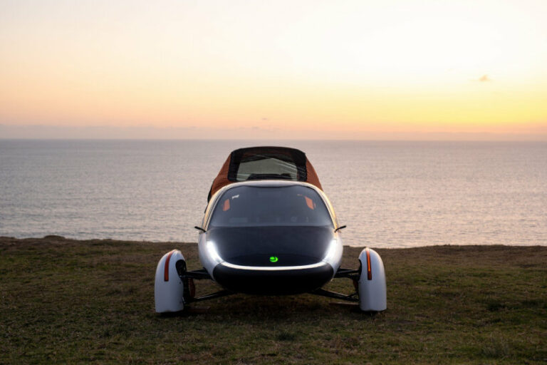 aptera to deliver three-wheeled solar power cars with gold exterior and ...