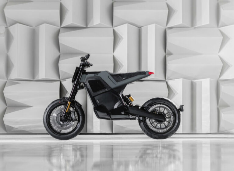 gearless electric motorcycle DAB 1α has recyclable battery & buttons ...