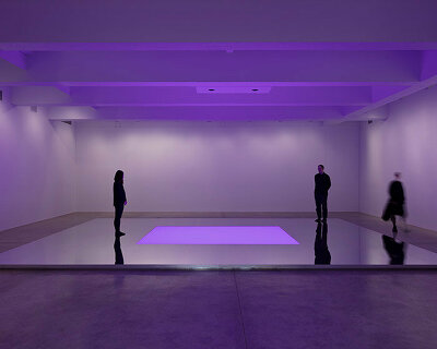 kimsooja transforms new york gallery into luminous landscape of shifting color