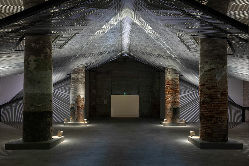 mataaho collective's installation pays tribute to traditional māori weaving at venice biennale