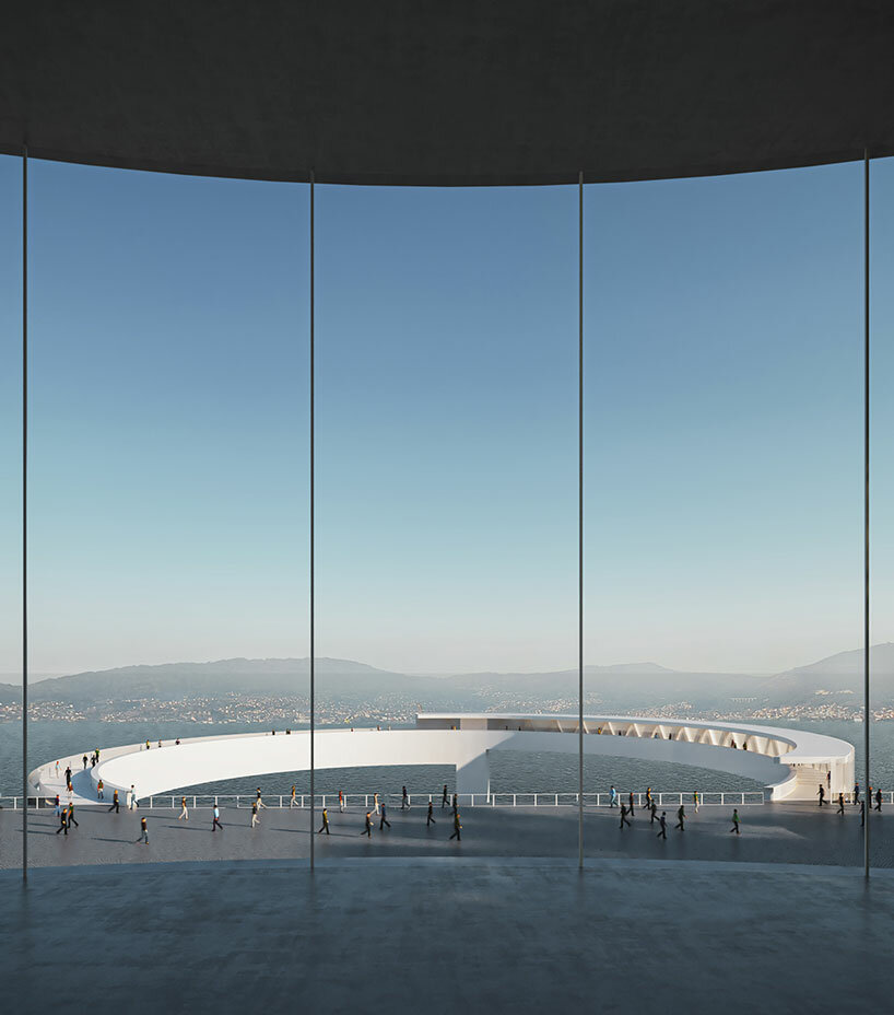 Un ascensor urbano en forma de halo ofrece vistas panorámicas de Vigo, España