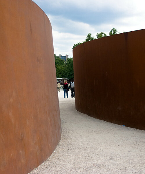 richard serra's sculpture 'clara-clara' could finally find a permanent home in paris
