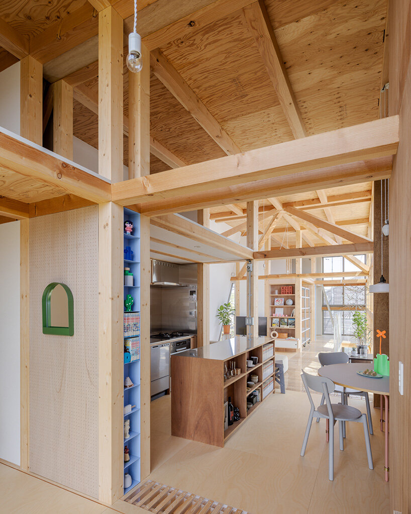 SNARK's light-filled 'house in nonakamachi' takes shape in a japanese orchard