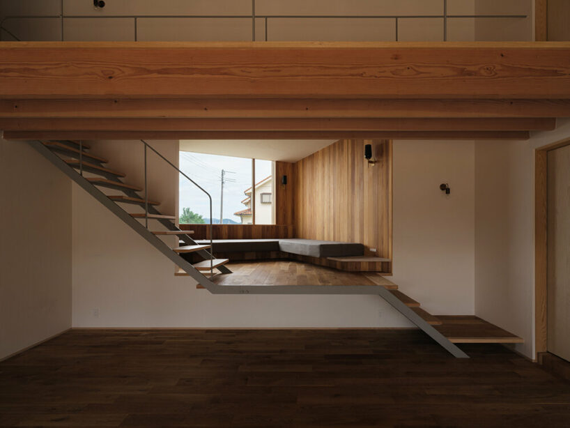 a viewing room playfully protrudes from tetra works' rental villa in hiroshima