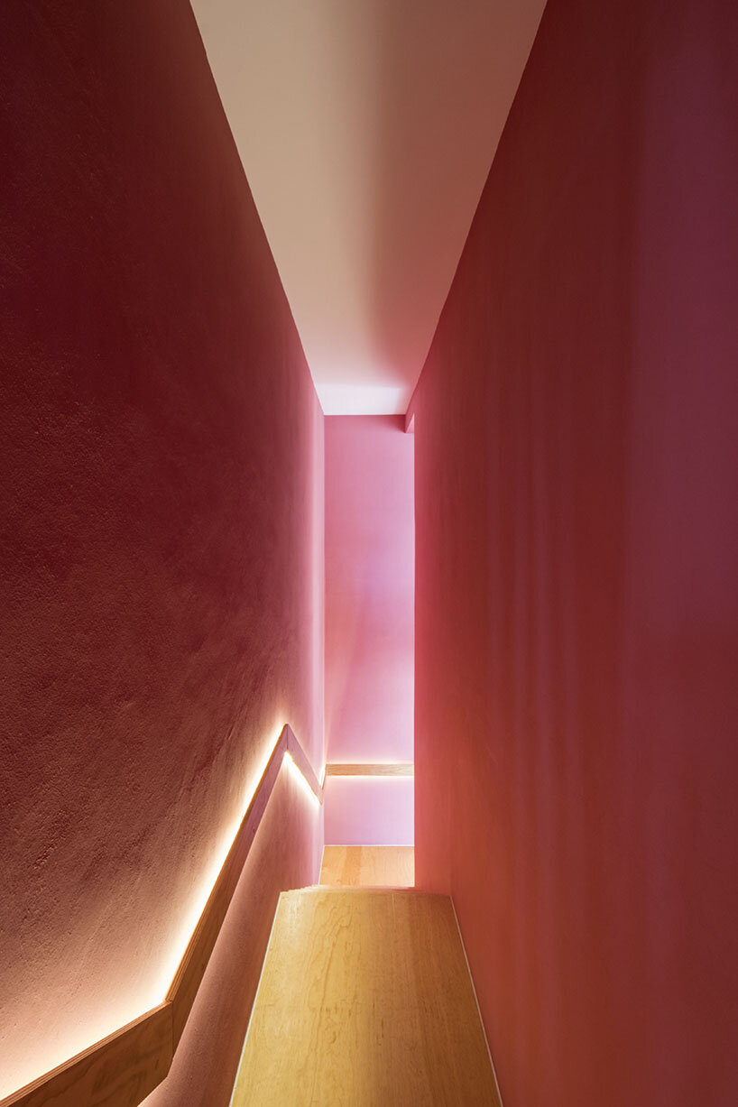 handcrafted casa VA by omar lópez bautista embraces the natural landscape of oaxaca