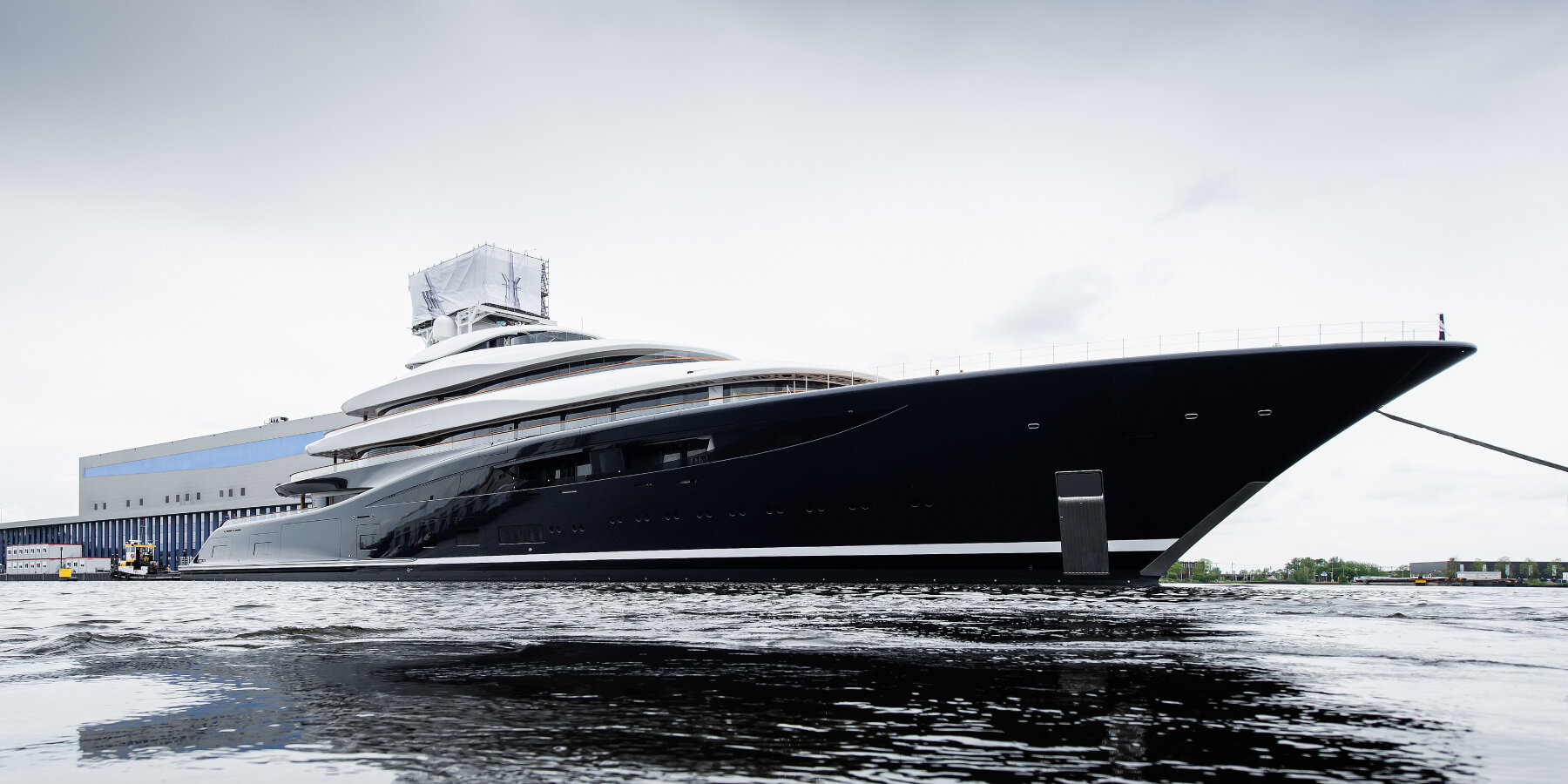 feadship brings out the world’s first hydrogen fuel-cell superyacht ...