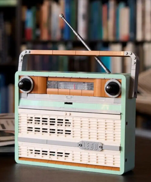functional LEGO radio brings back the retro style of music players