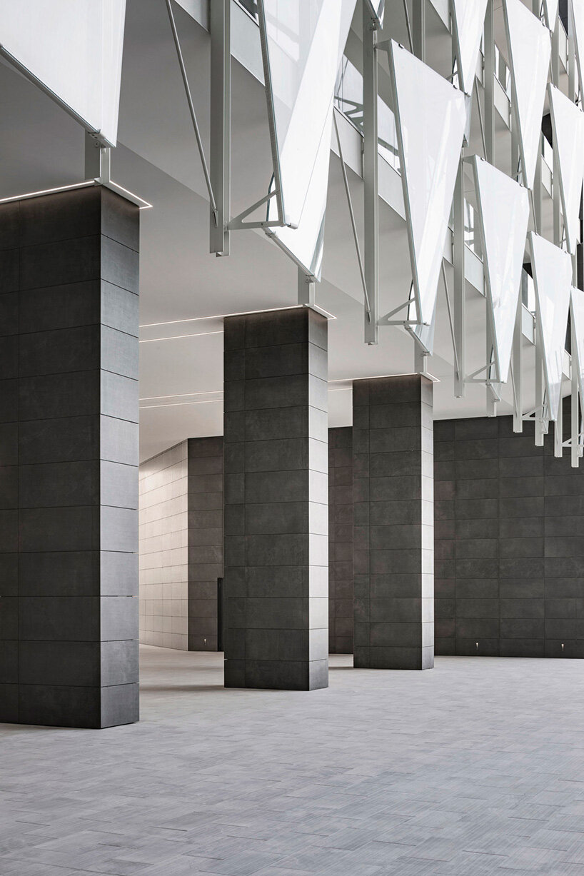 smog-eating façade realized with iris ceramica group active surfaces®