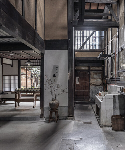 schemata architects' le labo store in kyoto welcomes visitors inside a preserved machiya
