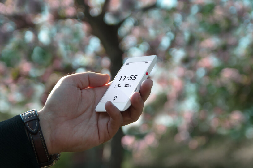 offone 3d-printed phone e-ink display marko lazic