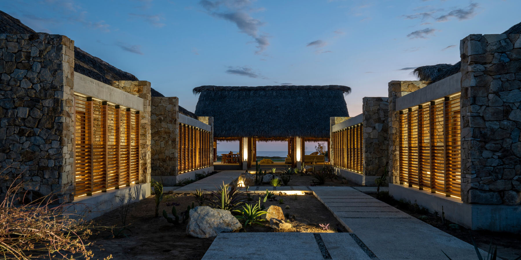 stone-walls-palm-thatched-palapas-house-tate-oaxacan-landscape-designboom-1800-02