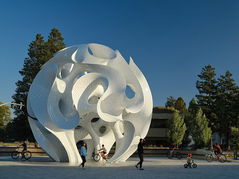 MARC FORNES / THEVERYMANY sculpts 'the orb' pavilion at google's campus