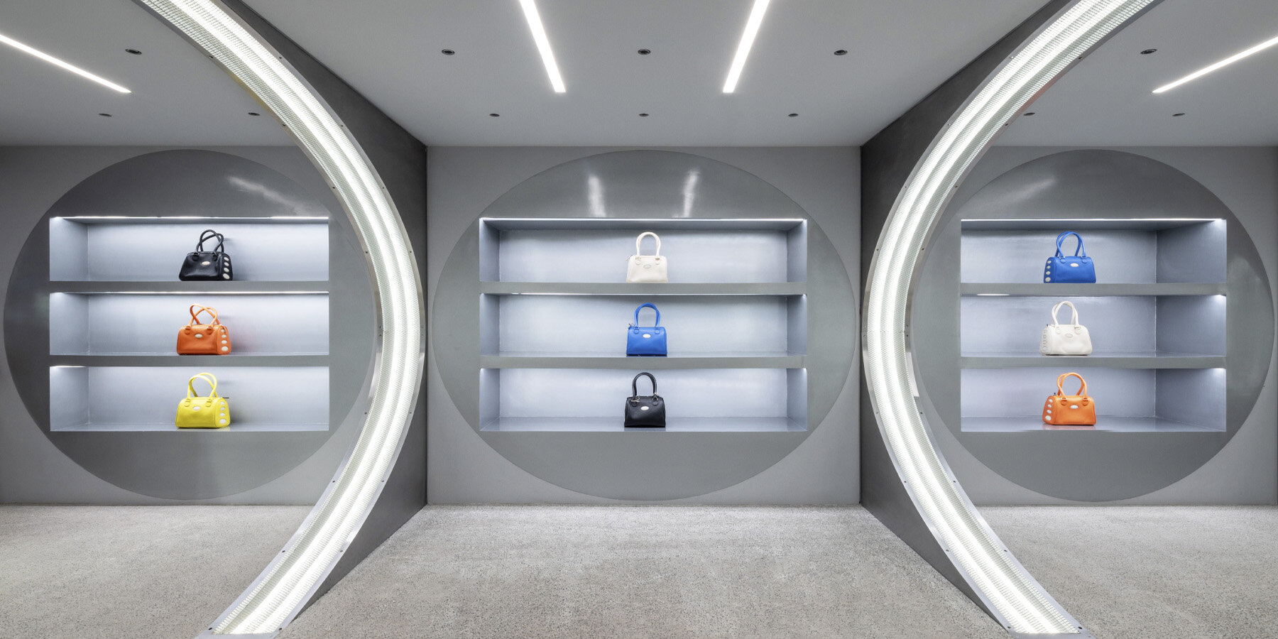 tiepos-flagship-store-sala-hars-designboom-1