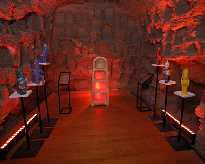 valu and art d'égypte host 'echoes of luxury' show within historical burial site in saqqara