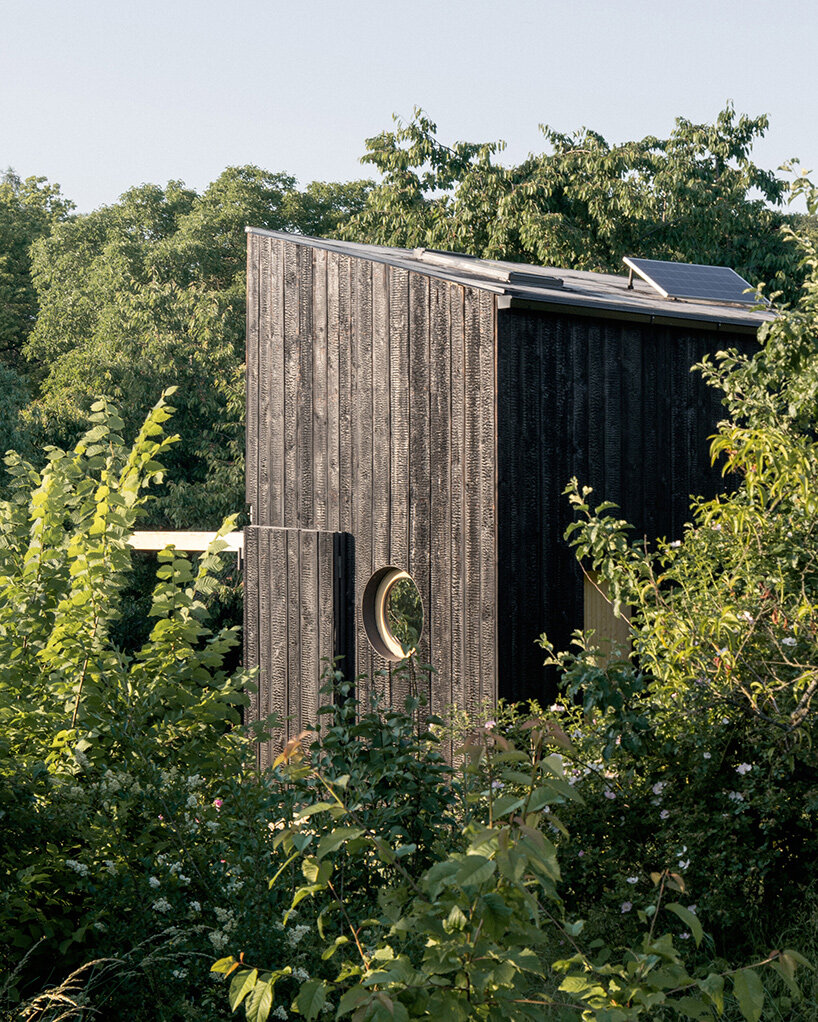 BYRÓ architekti garden pavilion