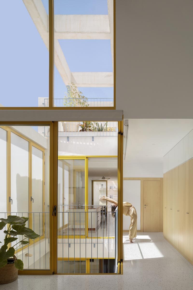 natural light shapes room functions in bernardo cerrato's passive residence in spain