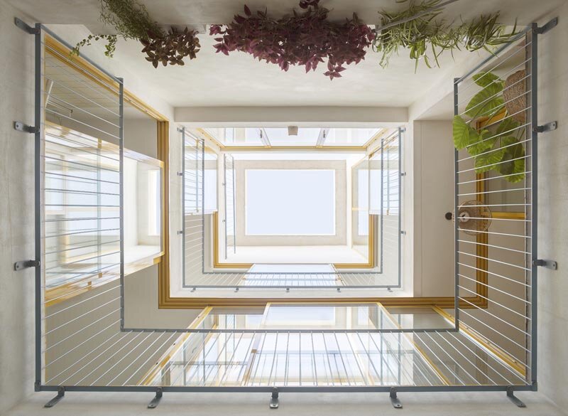 La luz natural da forma a la funcionalidad de la habitación en la Casa Pasiva Española de Bernardo Cerrato