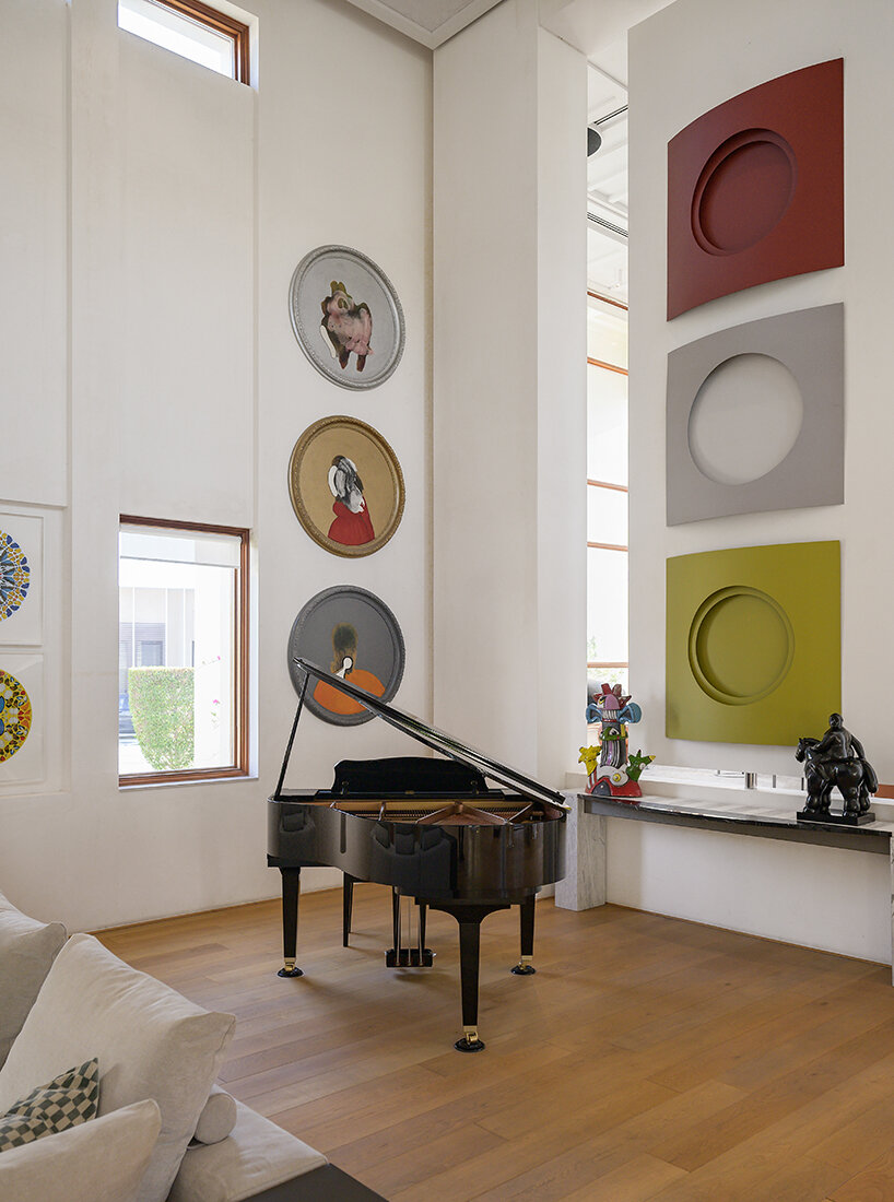 La colorida exposición 'Circular Simplicity' de Rashid Al Khalifa gira en torno a la precisión repetitiva