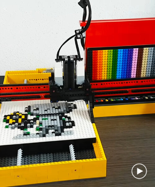 robot printer made of LEGO bricks can produce any pixel art using openAI's DALL-E 3