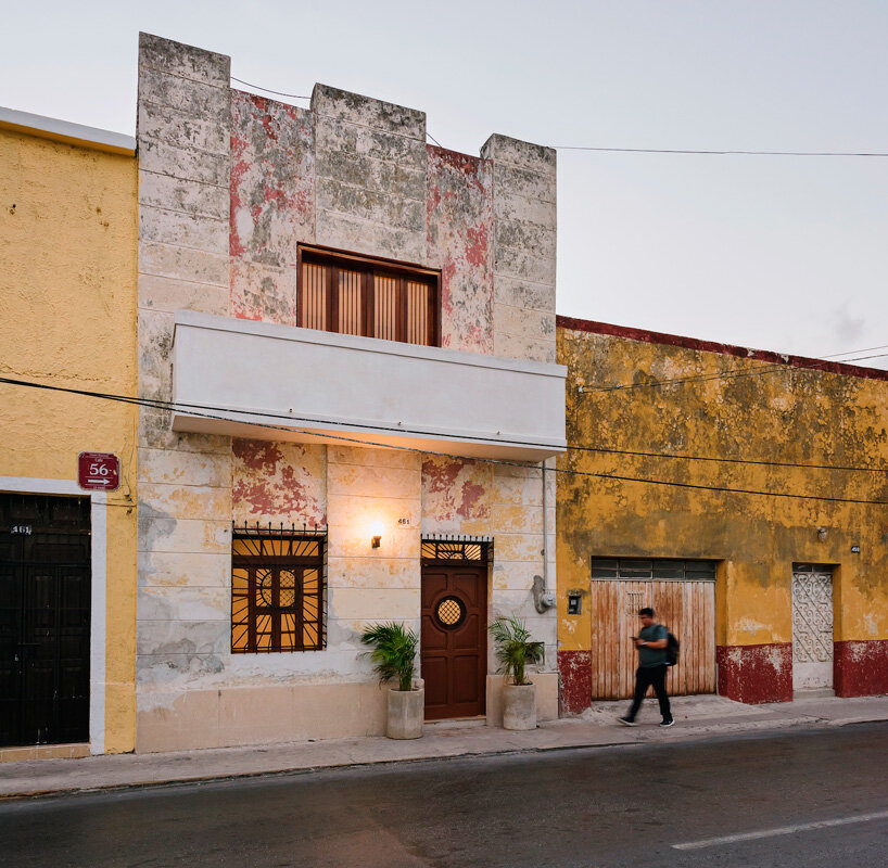 taller mexicano de arquitectura preserves casa deco's textured stone walls