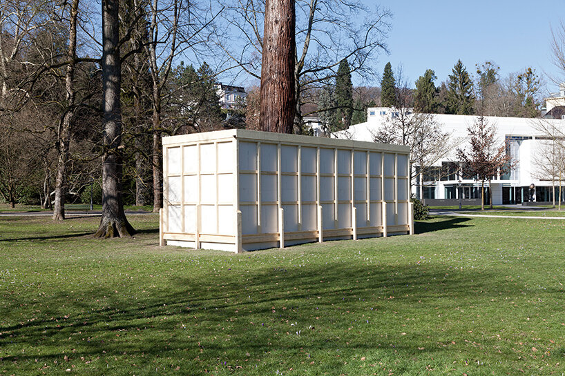 La próxima instalación de Fabian Knecht aísla la naturaleza salvaje de Austria dentro de un cubo blanco