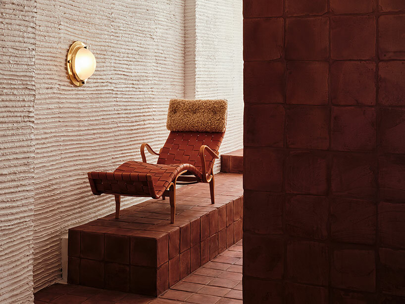 La galería Maison Bardot en la isla griega de Antiparos combina la arquitectura cicládica con el diseño medieval