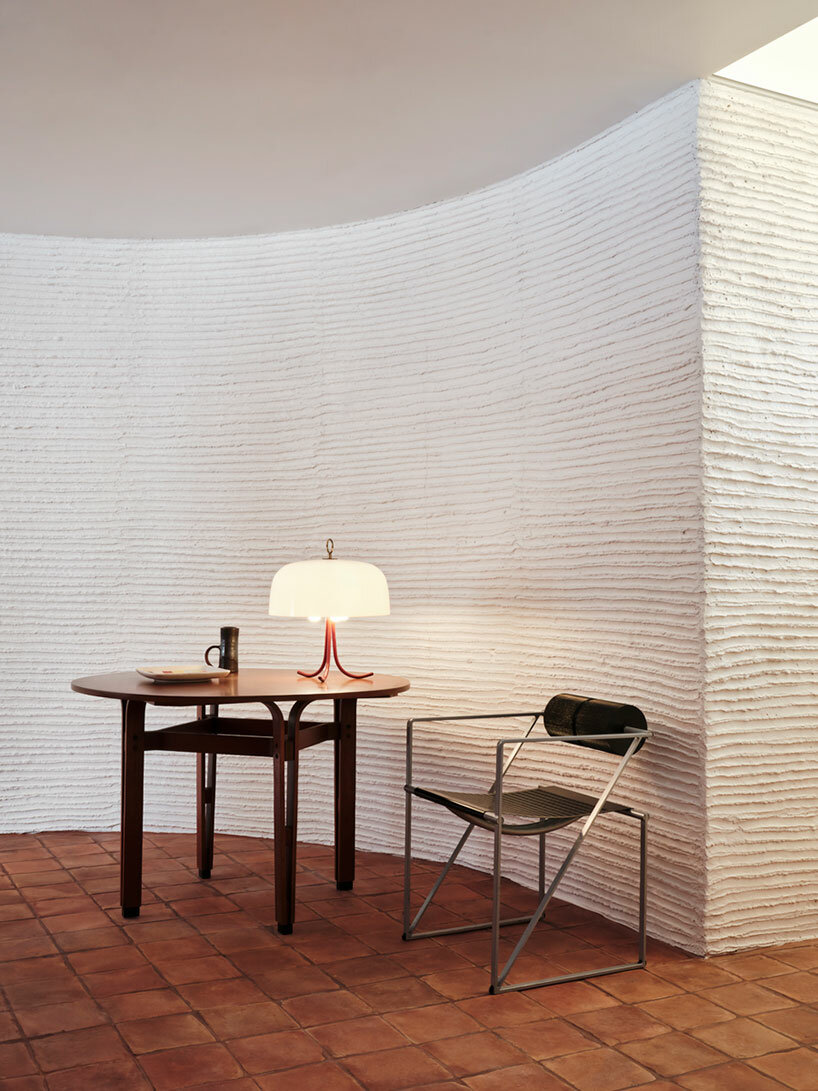 La galería Maison Bardot en la isla griega de Antiparos combina la arquitectura cicládica con el diseño medieval