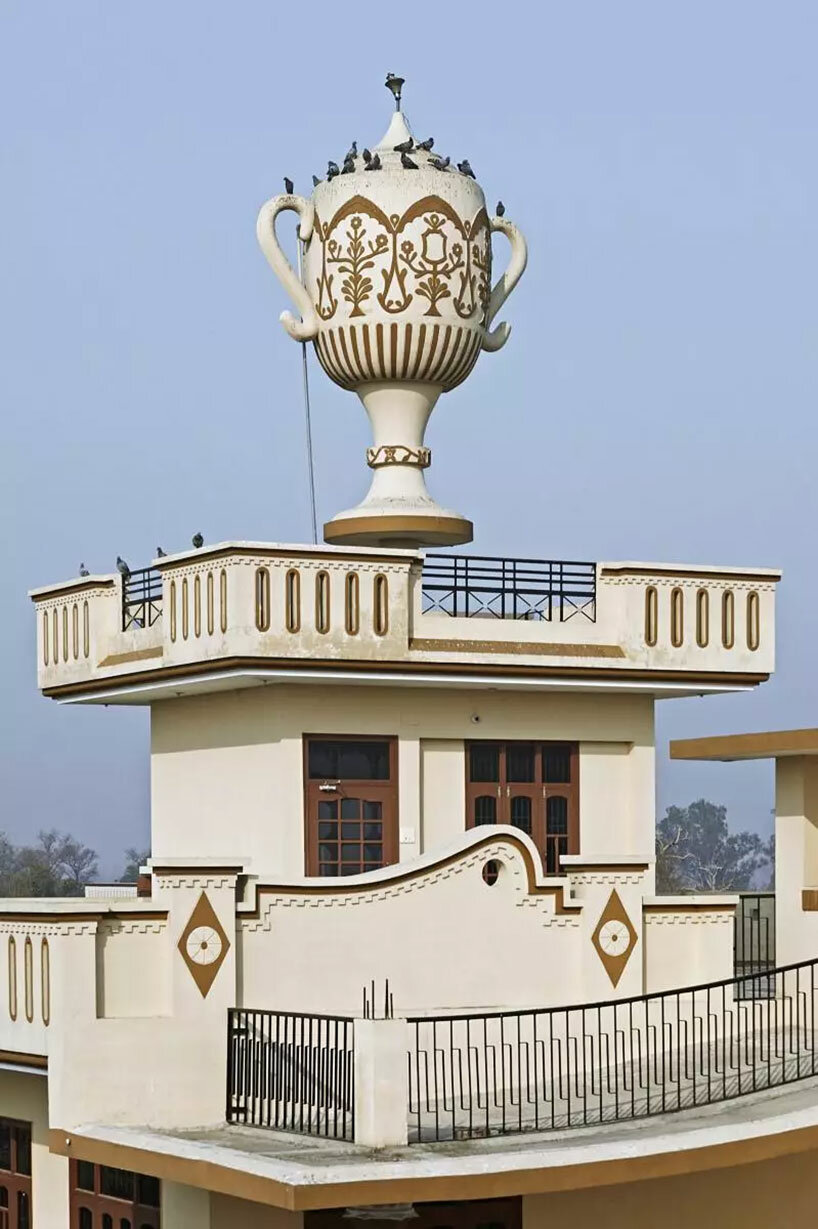 from airplanes to liquor bottles, rajesh vora captures colossal rooftop sculptures of punjab