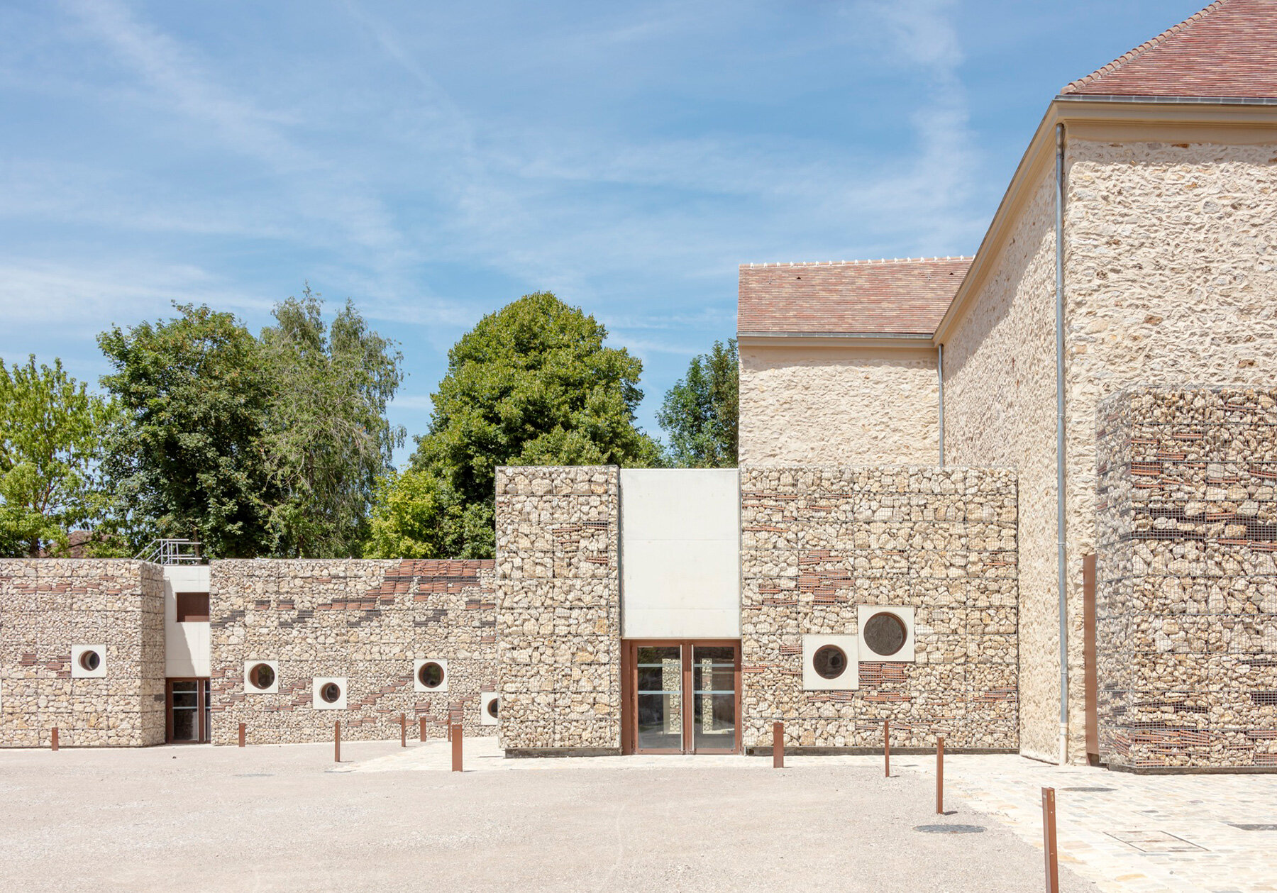 chessy-cultural-centre-opus-5-architectes-brie-france-designboom-08a