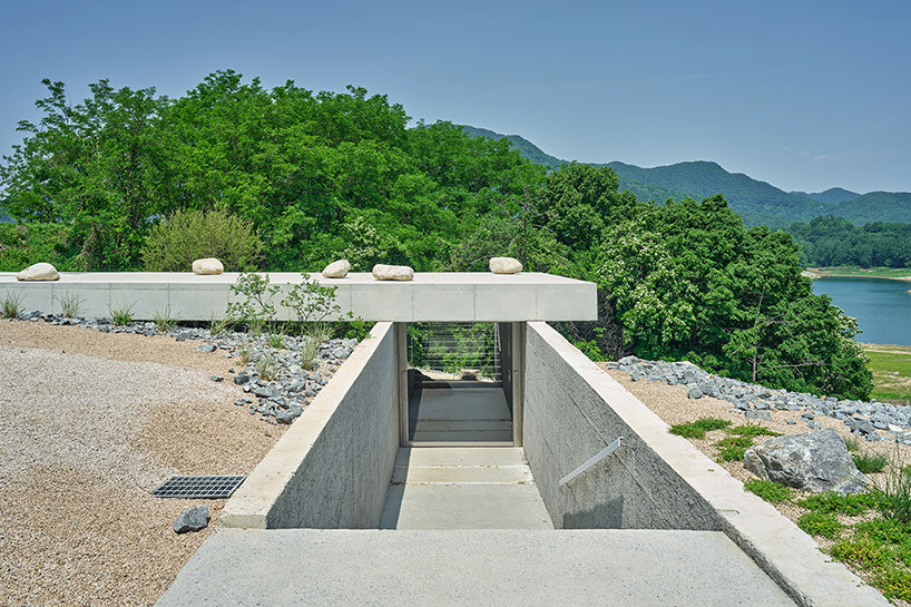 dinding beton arsitektur tanpa nama