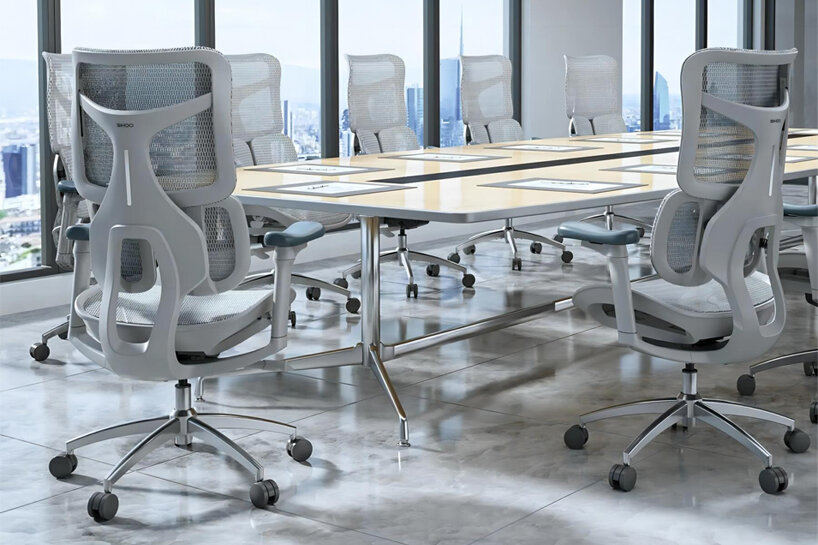 SIHOO’s ergonomic doro series improves sitting comfort with lumbar, neck & arm support