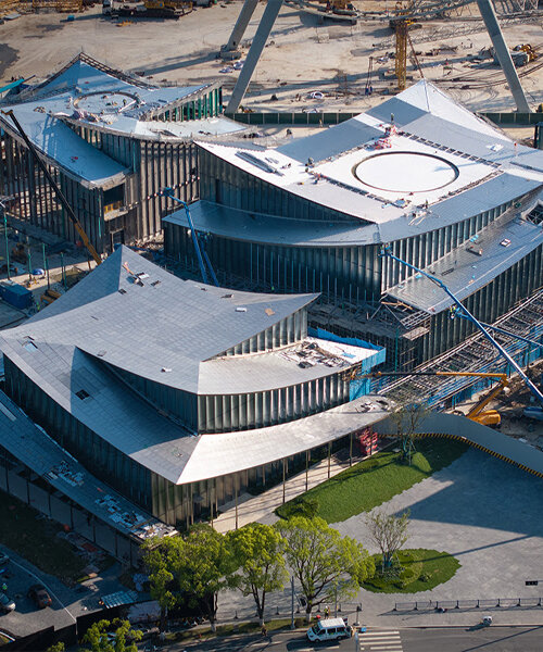 BIG's suzhou museum of contemporary art celebrates tops out