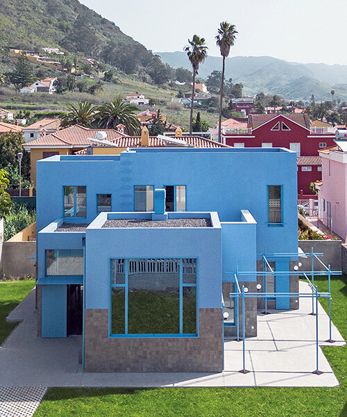 FIVE OH FIVE's vibrant blue brutalist house blends with the sky above tenerife