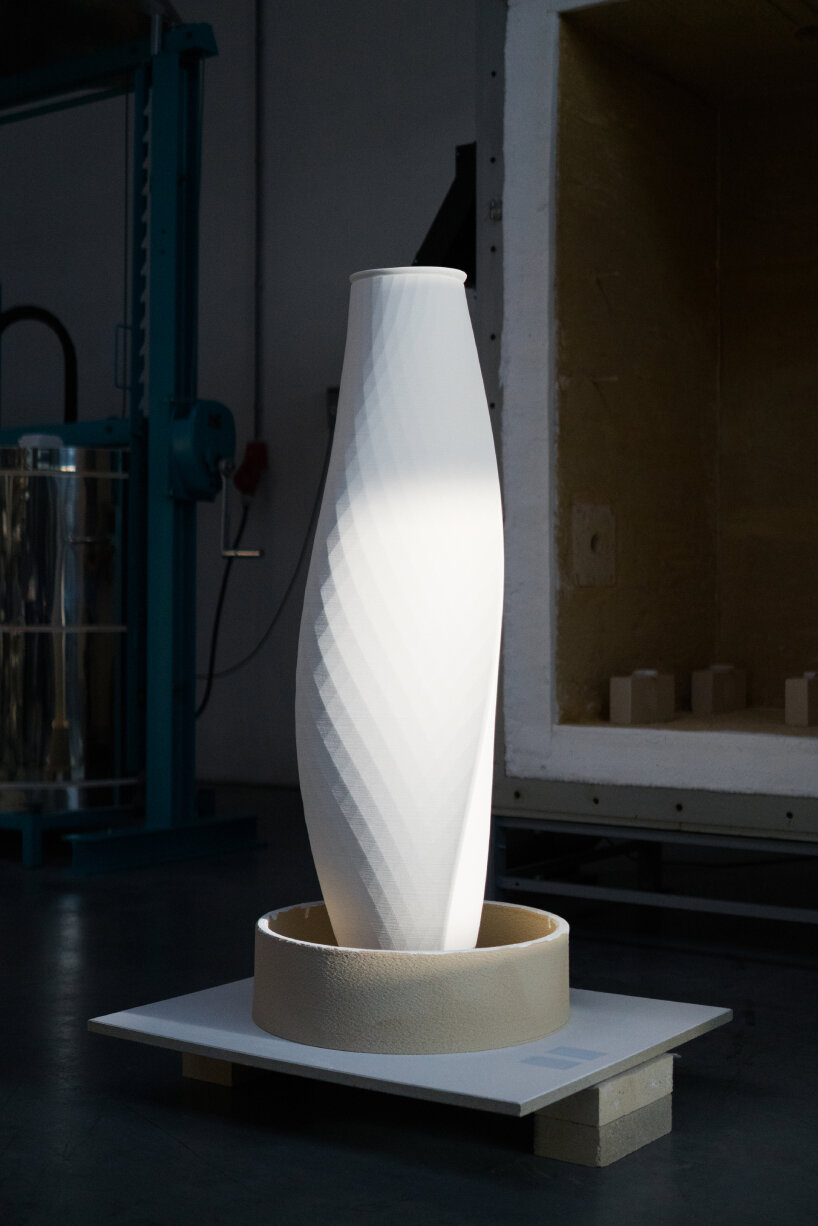 3D printed porcelain vases