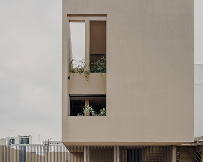 thick outer walls shield casa aguilar's enclosed volume in mexico