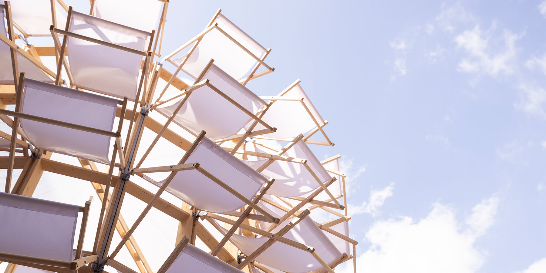 designed to be easy to assemble and disassemble, leveraging the original flat-pack design of deck chairs-2