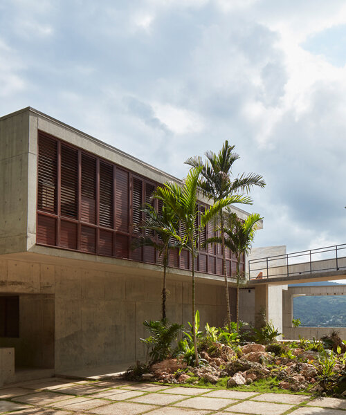 estate at pompey: FREECELL designs a modern home for art lovers in jamaica