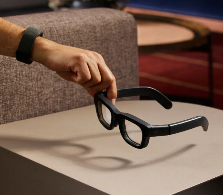 meta’s ‘true’ AR glasses orion can swap smartphones with handsfree