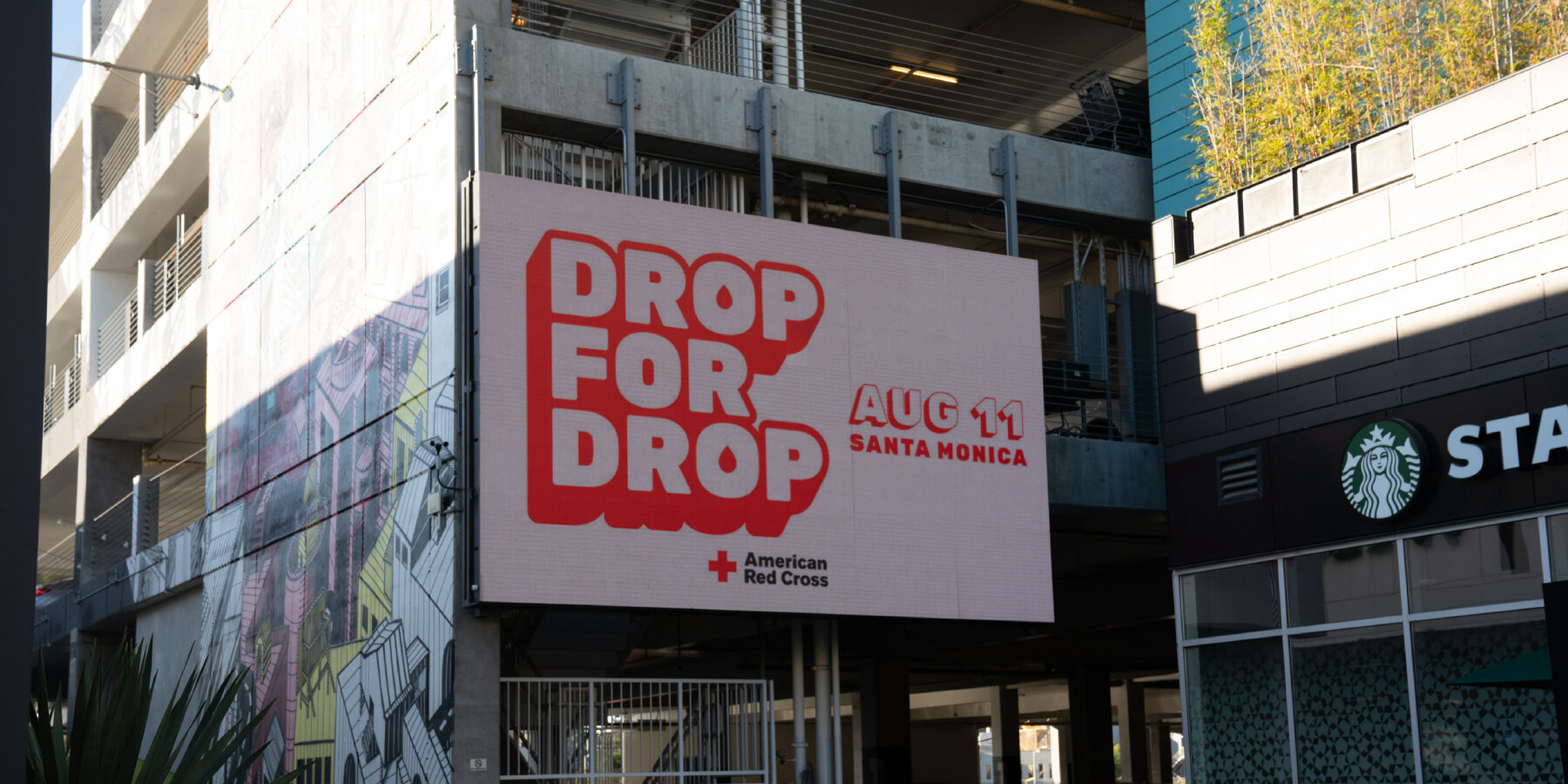 red-cross-hat-siegelman-stable-blood-donors-drop-for-drop-one-of-none-designboom-ban2