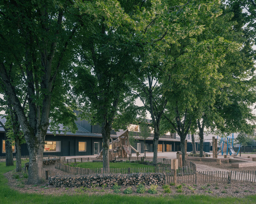ALTA employs wood and straw for jean de la fontaine school's redesign in france