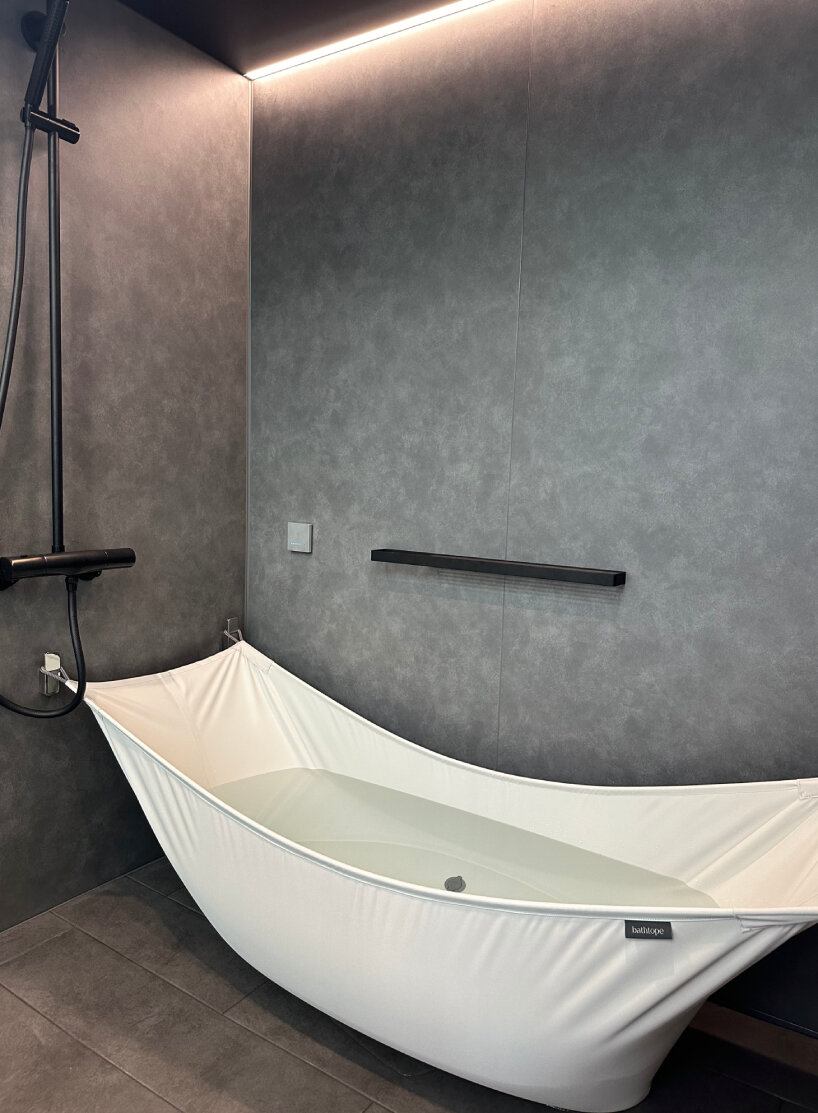 bathtope, a removable fabric bathtub, unfolds at DESIGNART tokyo 2024