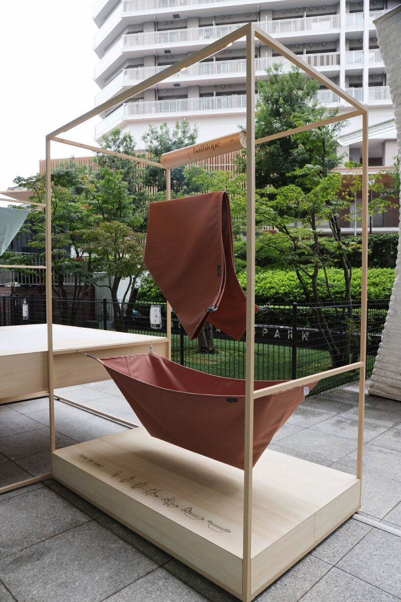 bathtope, a removable fabric bathtub, unfolds at DESIGNART tokyo 2024