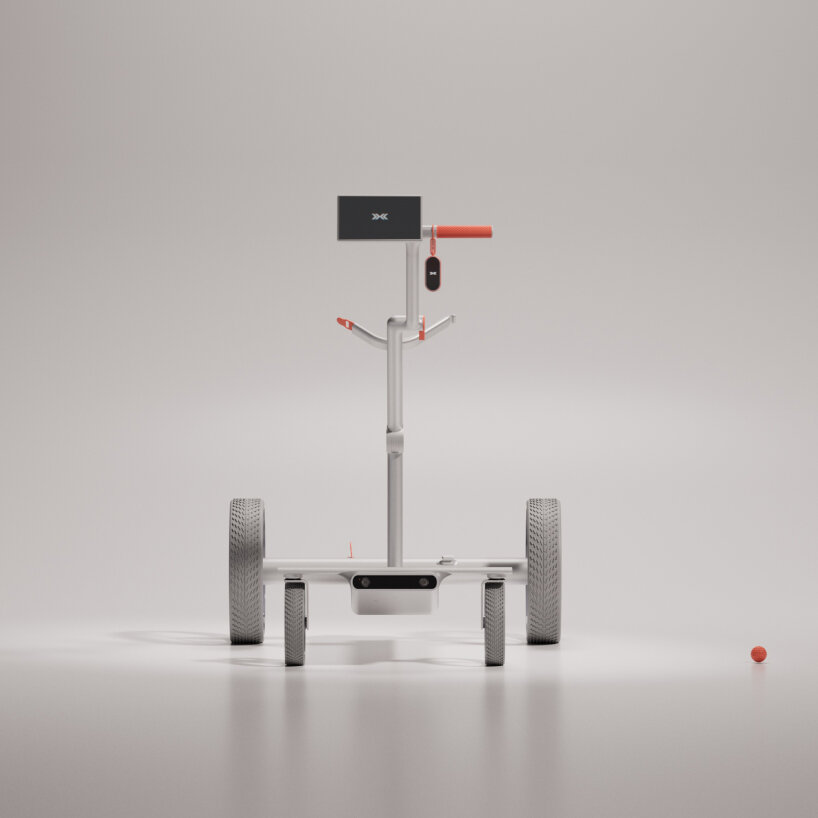 iXi golf trolley autonomously follows players, providing AI-powered gameplay analysis