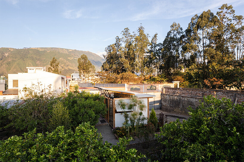 prefabricated wooden structure hosts multifunctional space for quinta fachada in ecuador